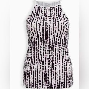 Torrid Tank Size 3.